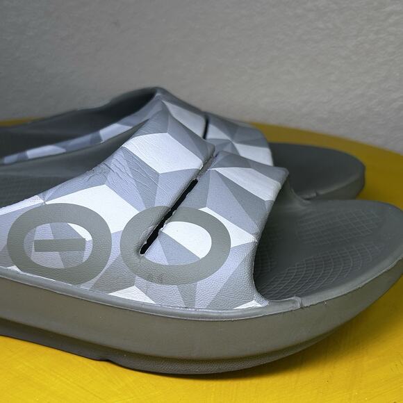 OOfos OOahh Size Women 6 Men’s 4 Olive Green Recovery Comfort Slide Sandals - Picture 10 of 16